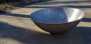 lot 361 image: Giant Stainless Cooking Bowl 31x13