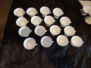 lot 275 image: Set of 16 Milk Glass Cups with Grape Vine Pattern