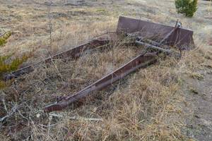 lot 570 image: Vintage tractor bucket attachment