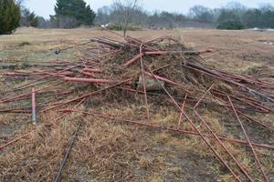 lot 629 image: Large lot pipe fencing including double wall, drilling pipe.