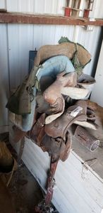 lot 435 image: 2 Saddles and Saddle Blankets as shown