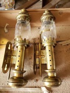 lot 513 image: Vintage Railroad Brass Candle Lanterns