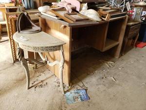 lot 506 image: Half Moon Side Table and Wooden Desk