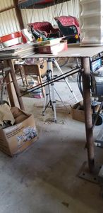 lot 523 image: 3 Legged Steel Table