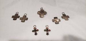 lot 712 image: Sterling cross jewelry. Includes 2 multi gem crosses with malachite, coral, black onyx, red coral and Lapis. All marked sterling