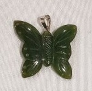 lot 646 image: Jade butterfly pendant