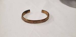 lot 649 image: Sergio Lub magnetic copper cuff bracelet. RARE horizontal pattern. Marked Sergio Lub California), Circa late 1970s