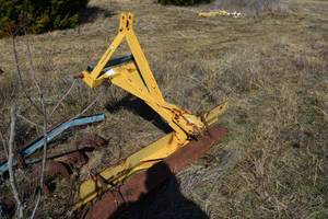 lot 672 image: Countyline Tractor Supply Blade