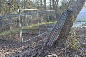 lot 564 image: 3 Kennels still assembled, Gates, houses w stands, water dishes Sheet metal roofing tin