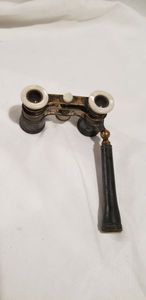 lot 798 image: Antique Busch Multinett Opera Glasses, stamped 800 Looks like silver plated and Mother of Pearl