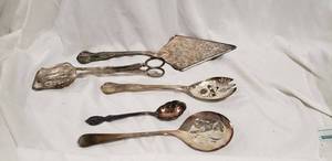 lot 804 image: Silver Plated Serving Utensils Includes Interpur Hong Kong Serving Set