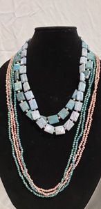 lot 837 image: Collection of 6 various stone necklaces