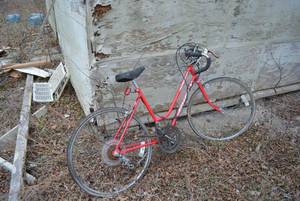 lot 864 image: Huffy Ultima Bicycle