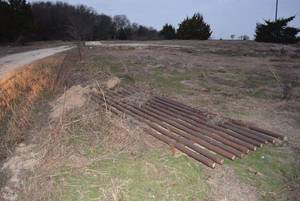lot 865 image: Cattle Guard