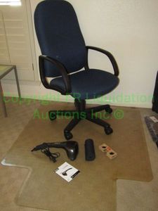 lot 28 image: Homemedics massager, office chair and floor protector