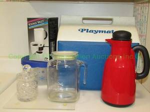 lot 39 image: Voltage Valet hot beverage maker and more as shown
