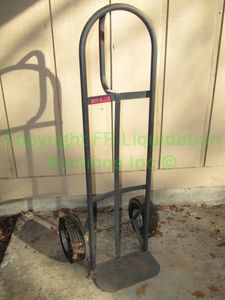 lot 118 image: Milwaukee hand truck 600 lb rated
