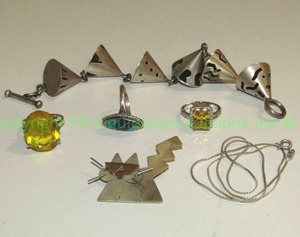 lot 112 image: Sterling silver marked jewelry as shown