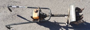 lot 265 image: Ryobi i401r, 31cc, 9 gas tiller unsure of working condition