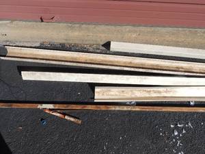 lot 280 image: RAIN GUTTERS  & POLE LIMB TRIMMER