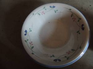 lot 28 image: Allegro stone ware set- 15 plates, 22 small plates, 15 salad plates, 14 mugs, 9 large mugs, 4 large salad bowls, 2 platters, 1 oval platter, 2 small oval serving bowls, 13 bowls, 16 large bowls, 113 pieces total