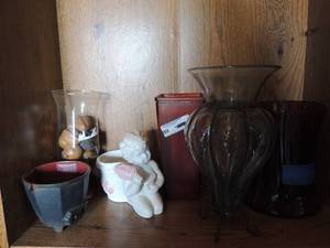 lot 30 image: 6 vases glass, metal and ceramic