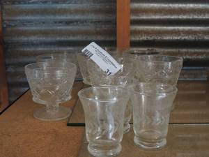 lot 31 image: 8 sherbet glasses and 3 etched glasses