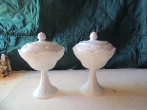 lot 90 image: 2 grape design milk glass long stemmed covered containers