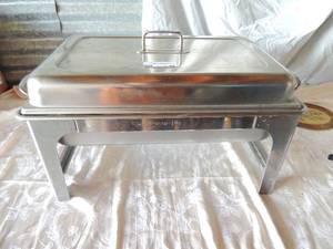 lot 135 image: Stainless Steel Steam trey 2 burners with  fuel cans