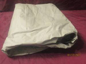 lot 107 image: INTEX AIRMATTRESS