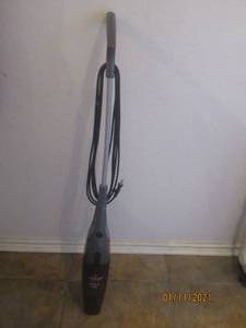 lot 52 image: BISSEL 3IN1 VAC MODEL 38B1-L