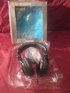 lot 84 image: TASCAM TH-02 STUDIO HEADPHONES