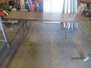 lot 153 image: 8FT FOLDING TABLE