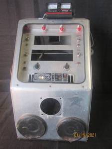 lot 171 image: HOMEMADE CONSOLE WITH SPEAKERS AMP AND POWER METER