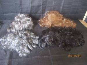 lot 183 image: TOTAL OF 4 WIGS