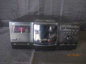 lot 186 image: JVC XL-MC2000 AUTO C CHANGER 200 CDS
