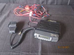 lot 191 image: KENWOOD UHF FM TRANSCEIVER MODEL TK-8180K WITH A COBRA MIC