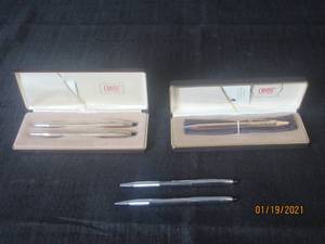 lot 196 image: 2 CROSS PEN SETSAND  1 CUSTOM CROSS PEN SAYS 14K FILLED