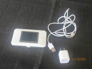 lot 197 image: NETGEAR AT&T MOBILE HOTSPOT