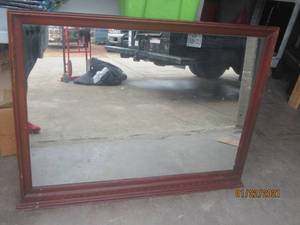 lot 292 image: VINTAGE WOOD FRAME WALL MIRROR&nbsp&nbsp43 X 33