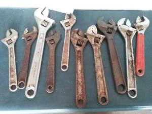 lot 52 image: Wrenches, Assortment