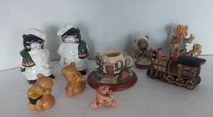 lot 106 image: Teddy Bears, Cats, and More Dcor