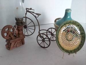 lot 131 image: Vintage Ceramics, Mini Lantern, and More.