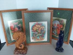 lot 24 image: Mermaid and Seahorse Dcor, including Vintage Wall Dcor and Mermaid Bottle and Wooden Seahorse