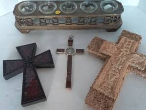 lot 39 image: Wall Crosses, Including Tealight Candleholder. 4 Pc