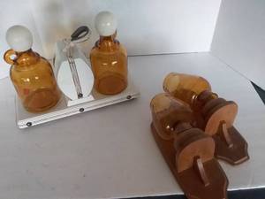 lot 55 image: Nautical Theme Table Set(think Vinegar and Oil) and 2 Vintage Amber Glass Sconces