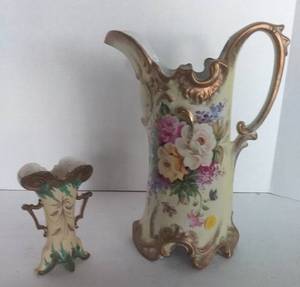lot 133 image: Vintage Ceramic&nbsp Ewer and small vase. Both markednumbered on Bottom