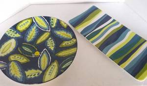 lot 34 image: Large Green, Blue, & White Ceramic Platters. 2Pc