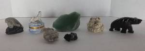 lot 22 image: Carved Soapstone Bear, Rock Specimens including Adventurine plus Walrus and Seal decor