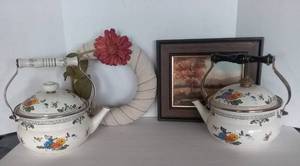 lot 16 image: 2 Vintage Enamel Teapots and Autumn Dcor, 4 Pc